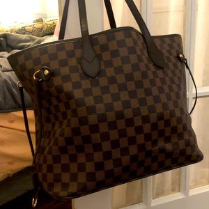 Cute, checkered lookalike tote